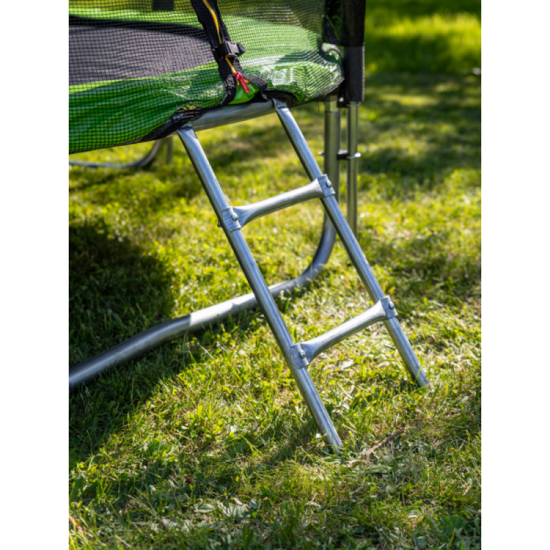 Батут SKYJUMP PRO (УСИЛЕННЫЙ) (8FT) с защитной сеткой и лестницей. Диаметр - 252 см. Нагрузка - 150 кг.